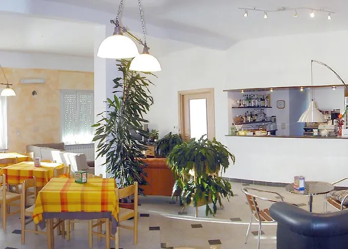 Margherita Hotel 2*
